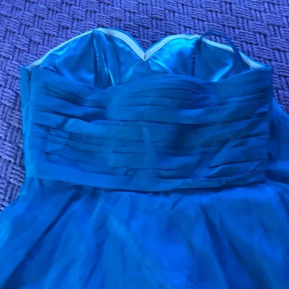 Strapless gown - Picture 4 of 5